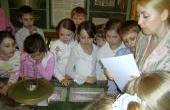 Ребята  могут  не  только услышать  о  первых  фонарях, но  и  посмотреть  как  они  выглядели  в к.VIII - XIX веках.