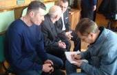 Журналист Владимир Вержбовский  записывает воспоминания  ветеранов о событиях тех далеких  героических  времен.