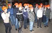 Ребята впервые видят сложное энергетическое оборудование.