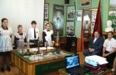 Поздравить ветеранов пришли учащиеся школы №48 г. Пензы.